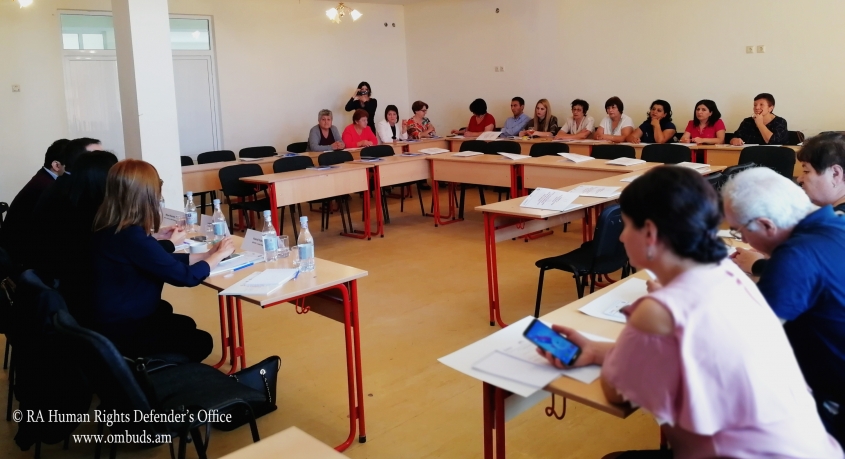 The Human Rights Defender supports the participation of women in economic life in regions: Discussion in Khachik Village