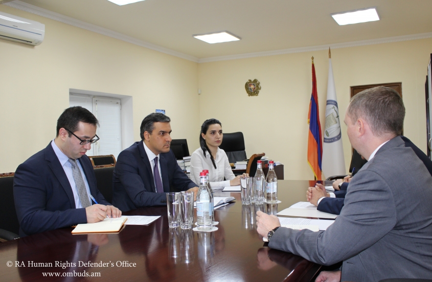 The level of awareness of migrant workers will be raised: The Defender received the Ambassador of Russia to Armenia